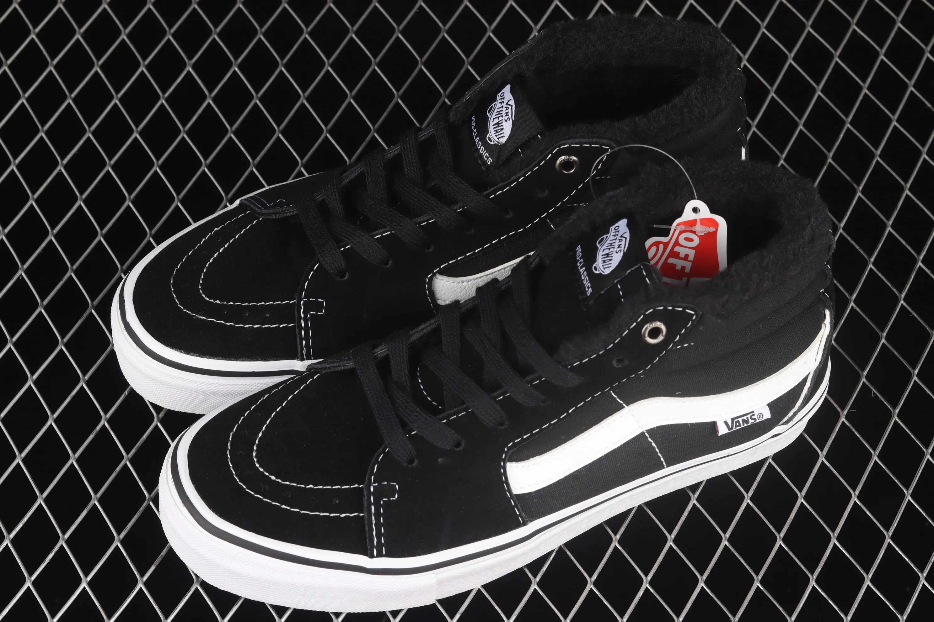 All Categories Vans Vans Series Vans Mid Vans China Velvet Vans Sk8-Mid Pro Vans Black Velvet White Striped Mid-top Casual Sneakers VN0A347UY28